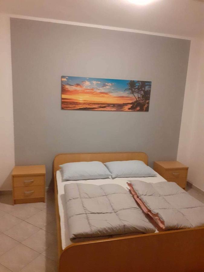 Apartments Felicce Banjol Екстериор снимка